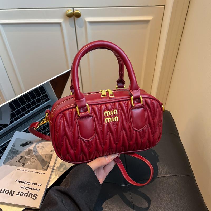 

Korean version niche pleated handbag new bowling women s bag fashion one shoulder crossbody pillow small square bag бордовий
