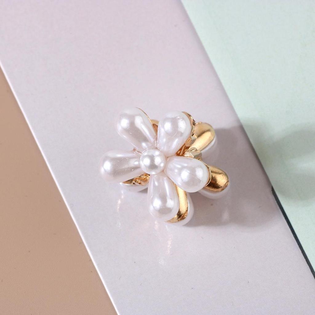 Korean Cute Pearl Floral Cat's Eye Hair Claw Clip