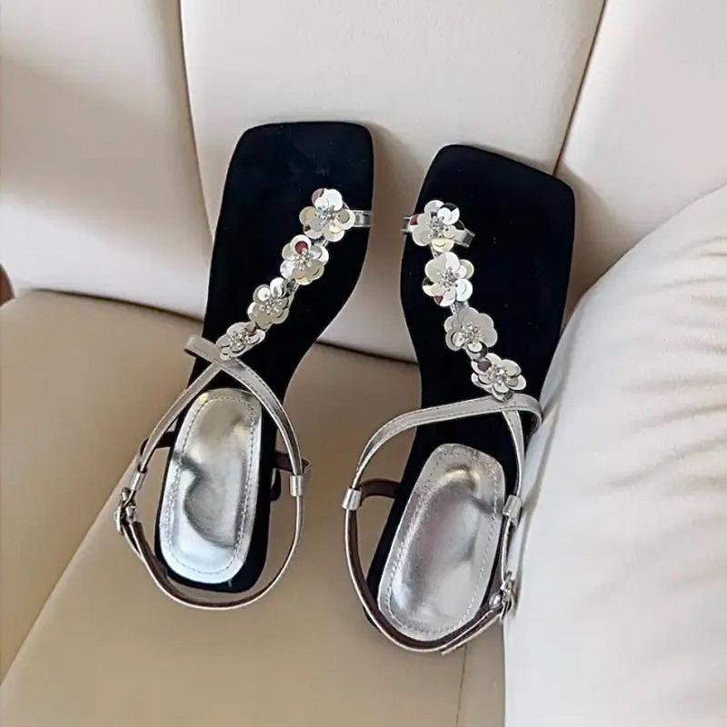 Fashion Temperament Sequin Flower Toe Kitten Heel Womens New Summer Square Toe Slender Strap Roman Shaped Heel Sandals