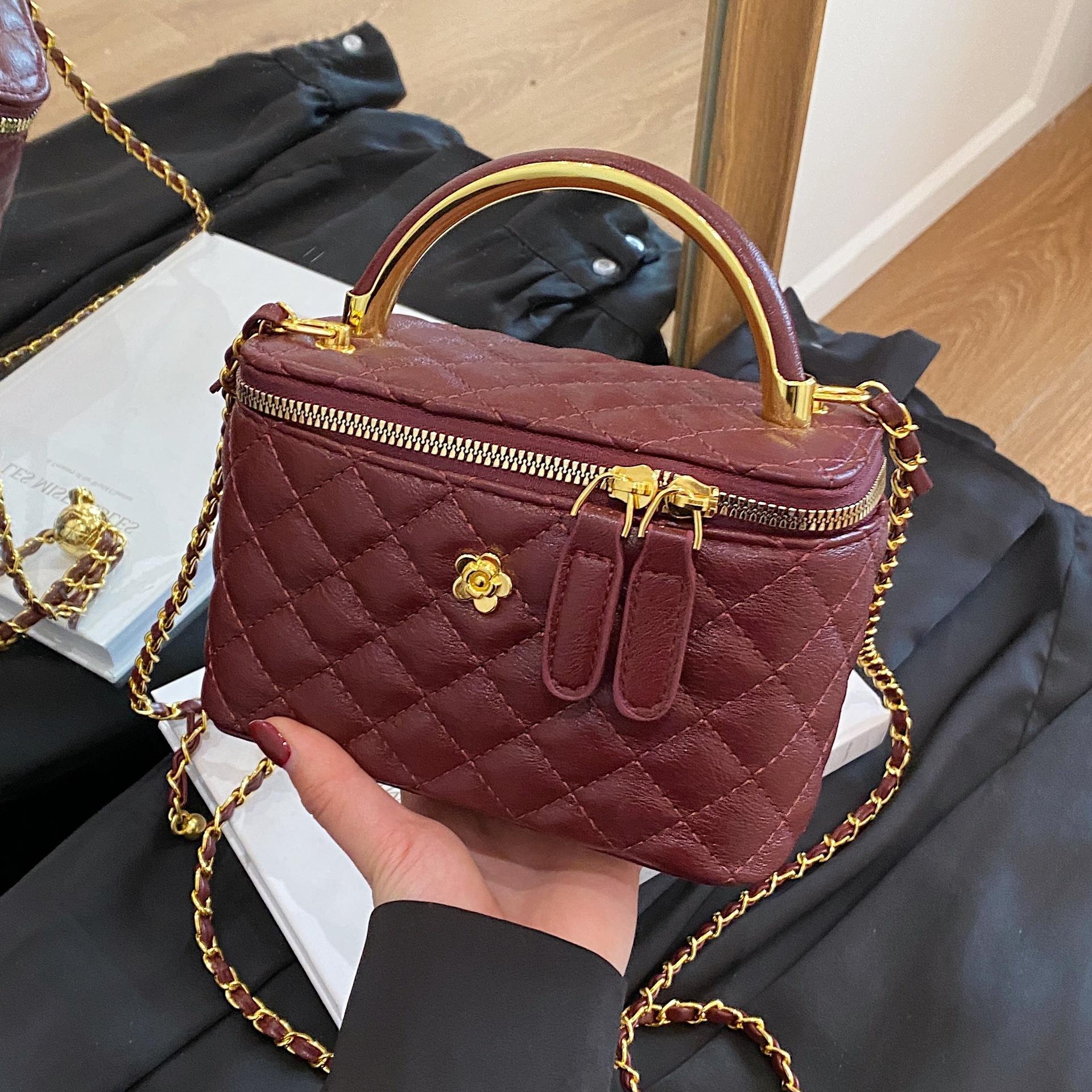 Wucifang Bags Women's White Crossbody Bag New Diamond Versatile Box Bag Fashionable Shoulder Bag