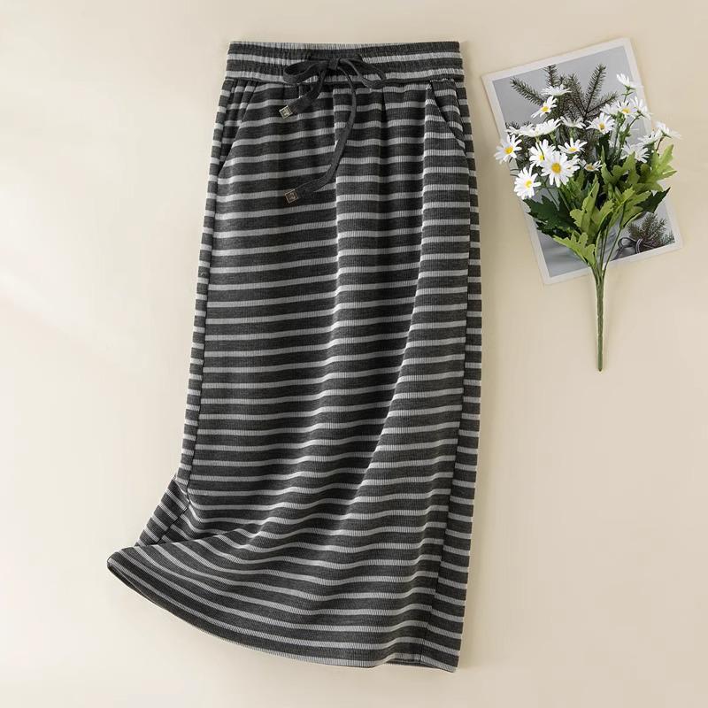 

Women s Gray Striped Midi Skirt - 2025 Spring/Summer Collection, Comfortable High Waist Bodycon, Casual Straight Fit. 2XL (125-135 lbs)