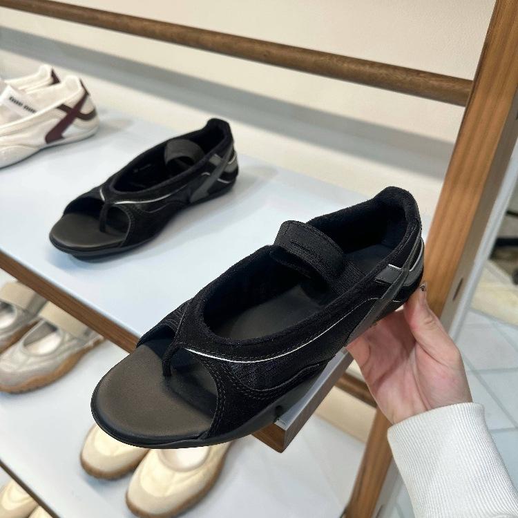 

Sheepskin version~ One-word sandals with toes, new color matching open-toed leather, casual flat bottom, comfortable sports, Mary Jane 40 чёрный