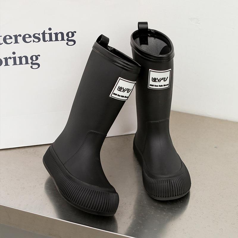 

Стильные женские нескользящие резиновые сапоги до середины голени с толстой подошвой для студентов 36/37