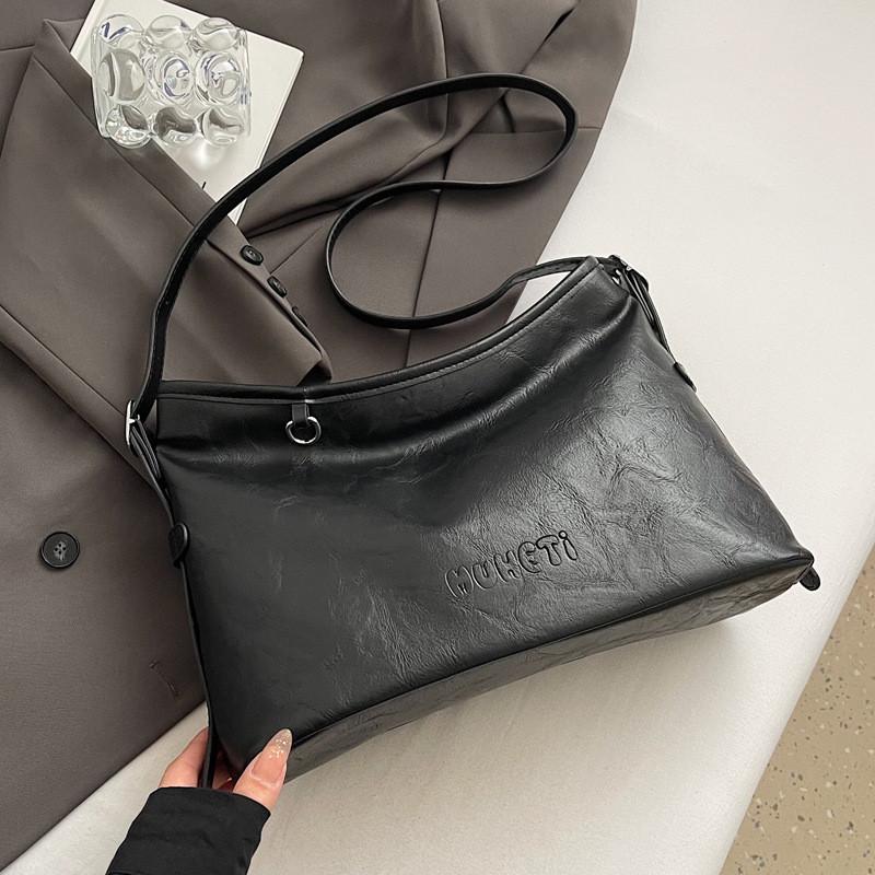Ielgy Korean Niche Underarm Bag Retro Portable Commuter Simple Large-Capacity Shoulder Bag