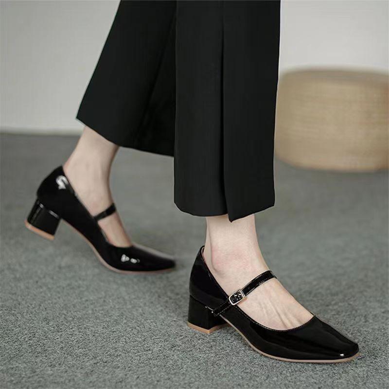 Large Size Mary Jane Shoes 2025 Spring New Thick Heel Square Head Women's Shoes Fashion Temperament Medium Heel Simple Single Shoes