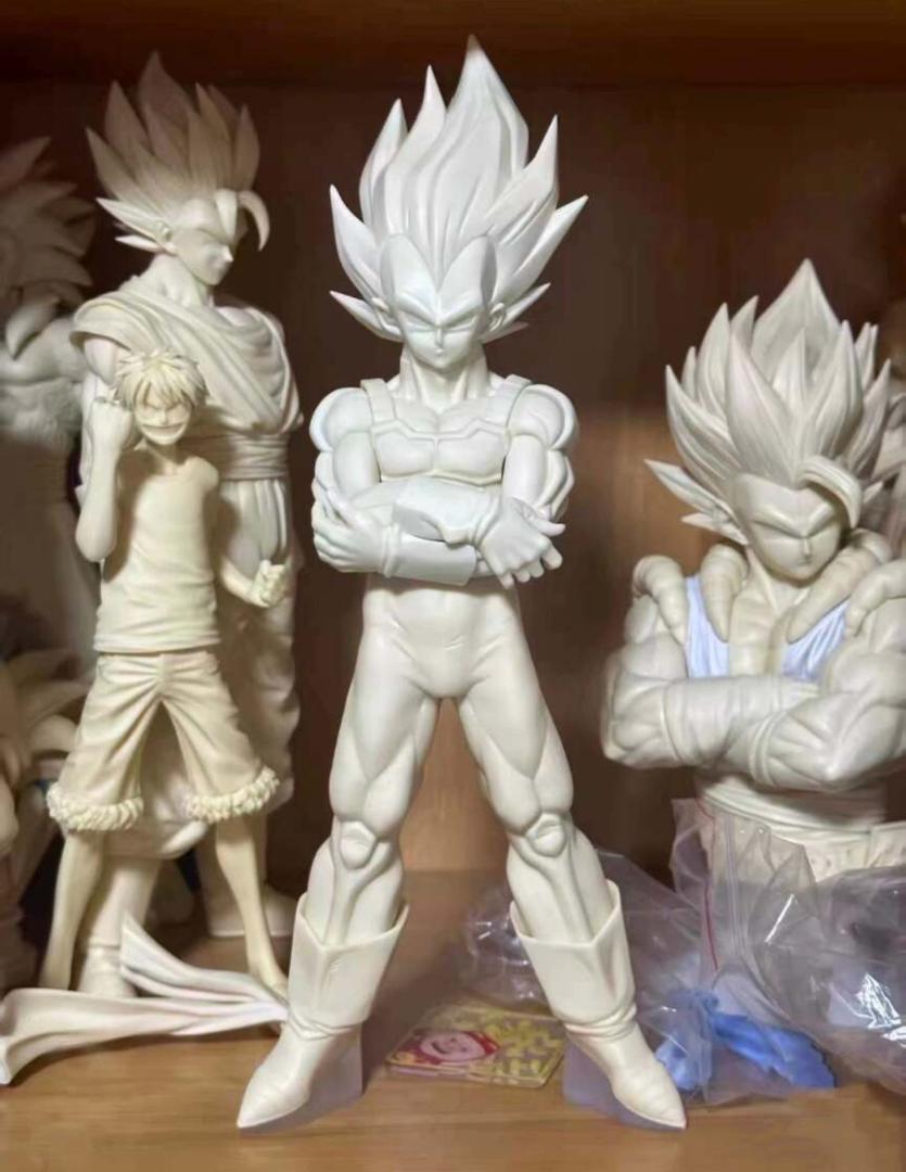 

[USED] Dragon Ball Vegeta Unpainted Resin Figure