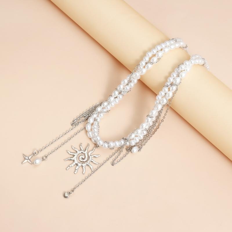 Stylish Clavicle Necklace Featuring Floral Accent And Dangling Pearls Comfortable Design Perfect For Daily Outings
