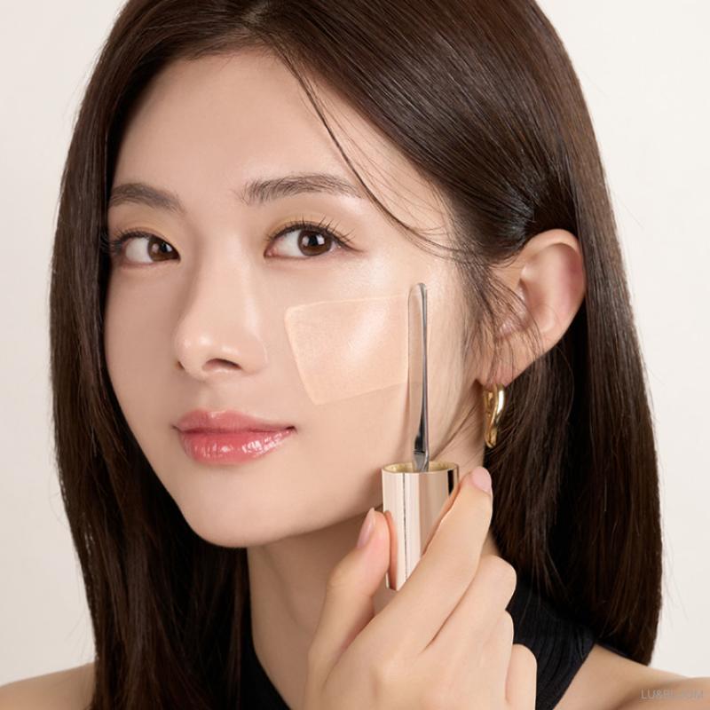 d'Alba Vegan Skin Fit Spatula Serum Foundation 40ml SPF50+ PA++++ (+Free gift)