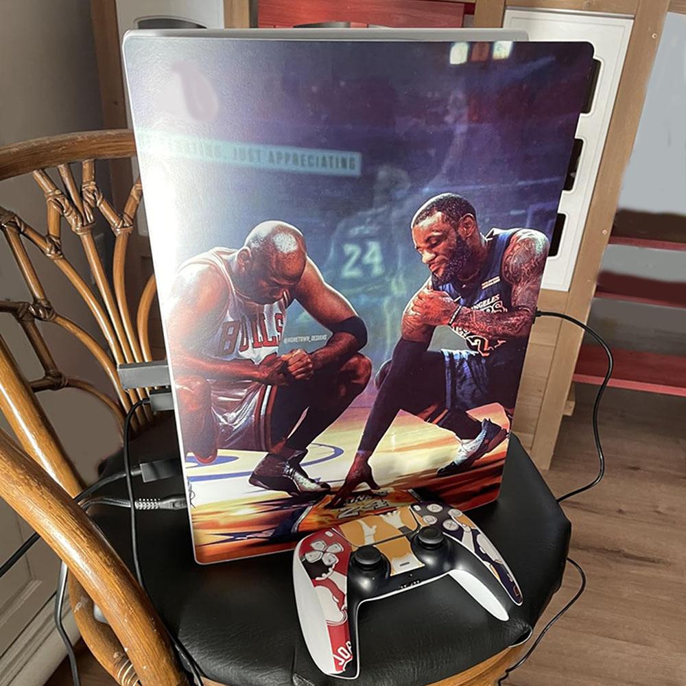 Samolepka s skinem basketbalového hráče GOAT MJ Kobe James pro konzoli PS5 Standard Disc