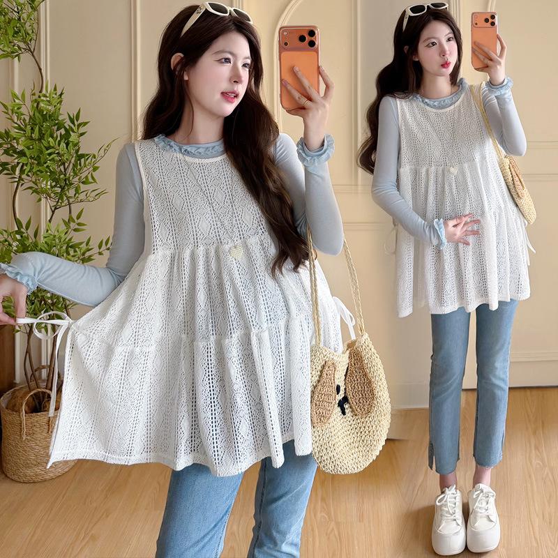 2026 Spring Wood Ear Trim Base Shirt & Korean-Style Loose Lace Vest Maternity Set M