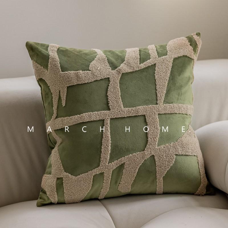 Vintage French Style Throw Pillow Cover With Embroidery Soft Velvet Fabric 45x45cm Decorative Cushion Living Room Dining