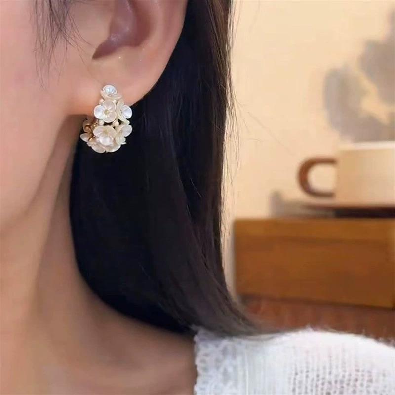Elegant Temperament Shell Flower Earrings Korean Imitation Pearl Flower Circle Earrings For Women Sweet Unique Jewelry Gifts
