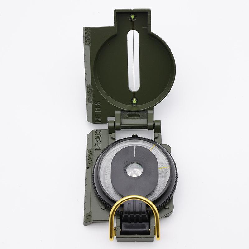 American Style Plastic Compass: Multi-functional Tactical Outdoor Exploration Tool