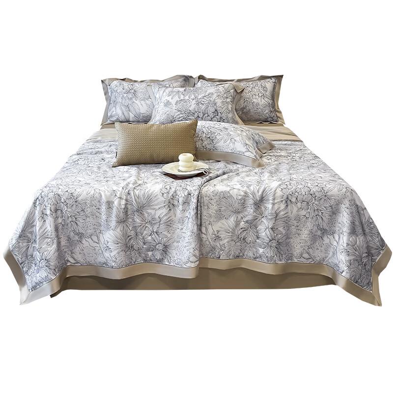 

LENGARY 60s Tencel Hollow Print Summer Quilt 4-Piece Set