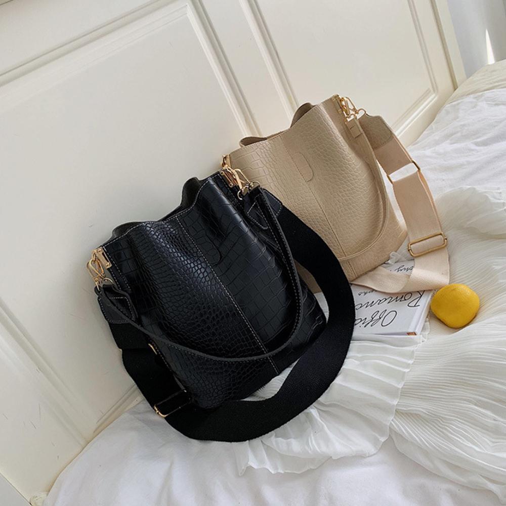 Fashionable Women's Bag Single Shoulder Bucket Bag Large Capacity Crossbody Bag