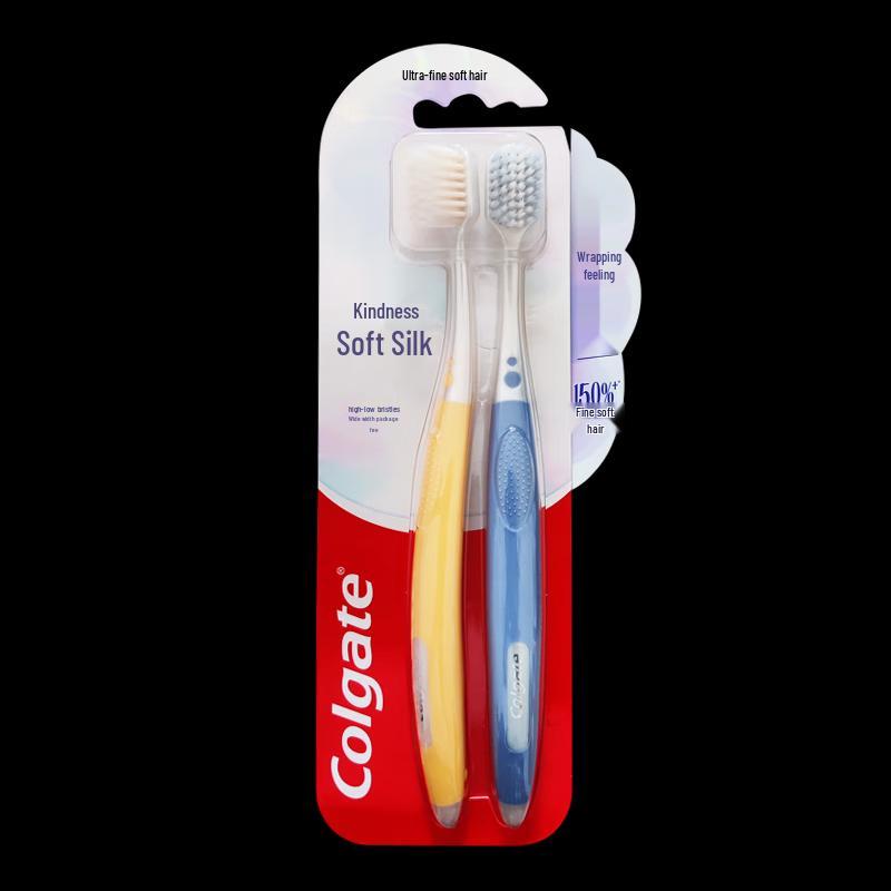 Colgate Wide Soft Silk Toothbrush Twin Pack