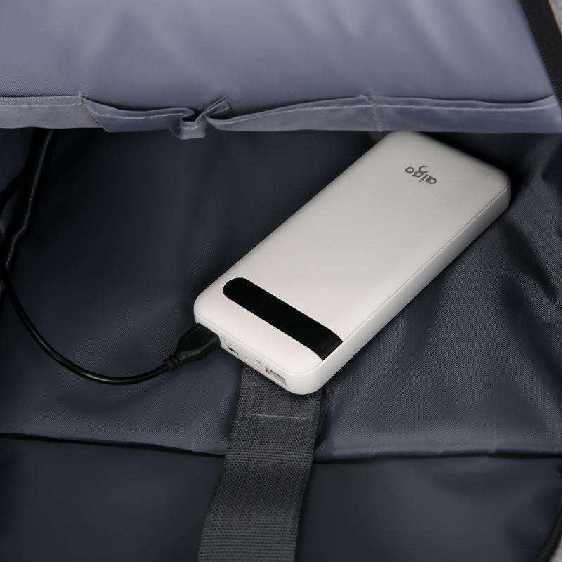 Neuer Rucksack Herren Sport USB-Laden Computerrucksack Herren Mode Schultasche College-Student Einfach