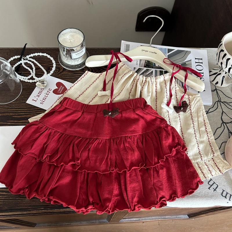 

Korean-Style Summer 2025 Girls Academy Sling Top & Red Skirt Pants Set 80 cm