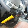 Autolenkradschloss: T-Typ. Es ist ein und Autoschloss. Fungiert auch als Auto-Frontschloss und - Schloss