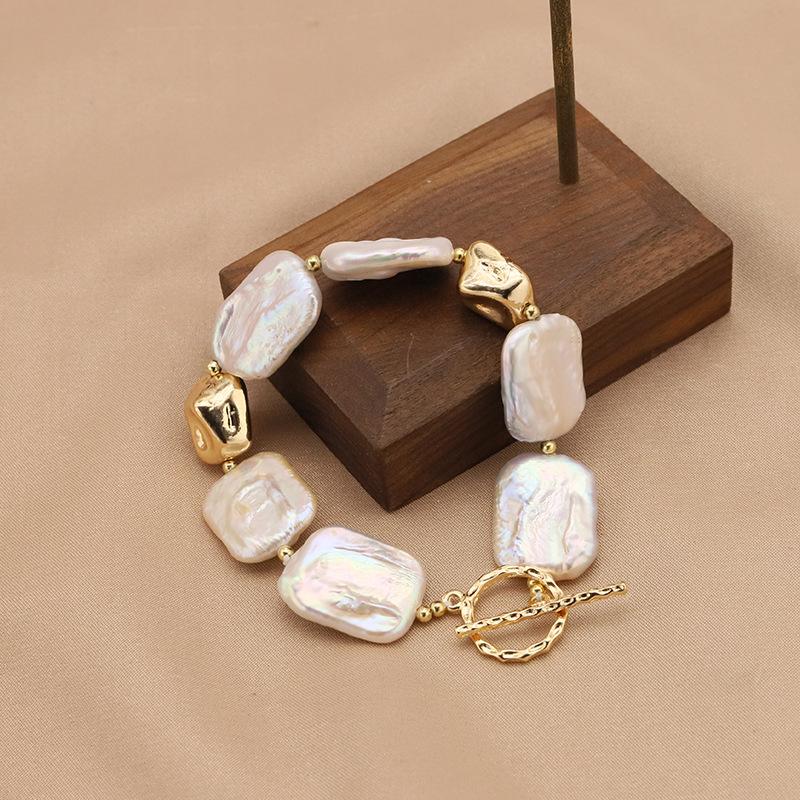 Baroque Bracelet Retro Design Bracelet Plated Real Gold High-end Niche Jewelry Light Luxury Natural Pearl Bracelet