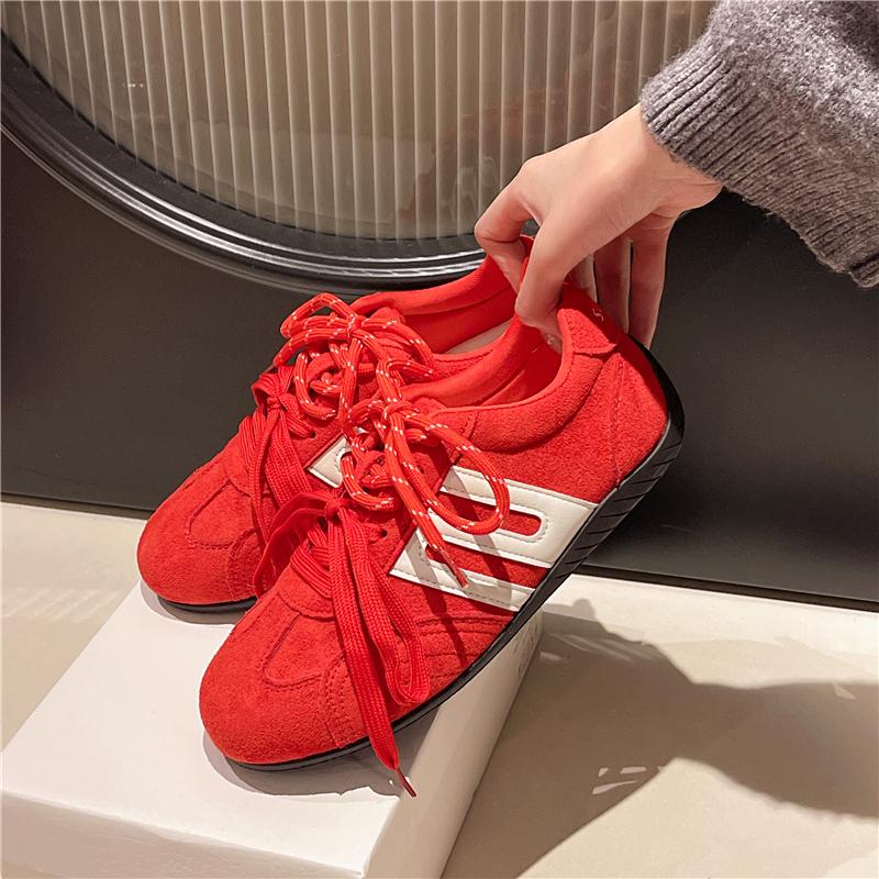 

Модные ретро немецкие тренировочные туфли женские 2025 осень новый маленький и универсальный легкий повседневный кроссовки 35 красный