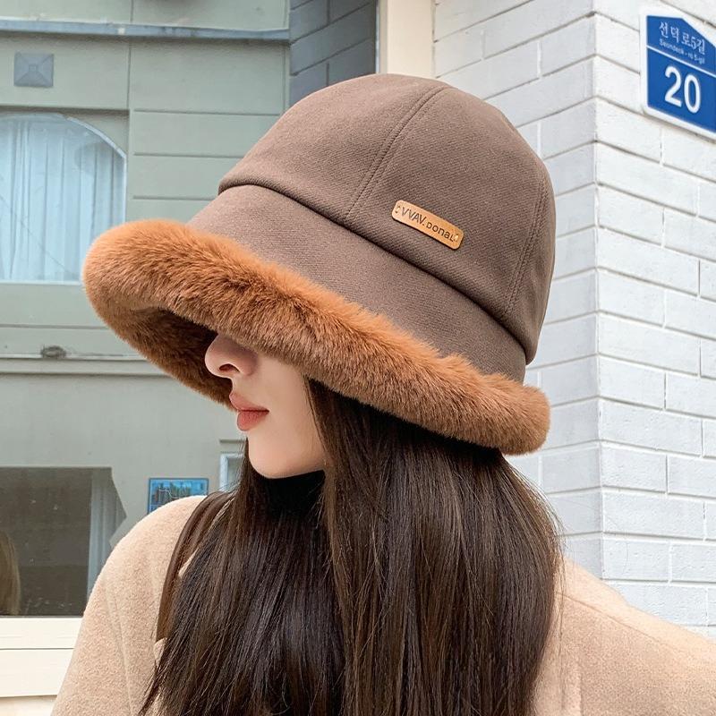 Plush Fisherman Hat, Female, Winter, Outdoor Hat, Thickened with Plush, Versatile, Warm, Ear Protection, Fashionable and Elegant