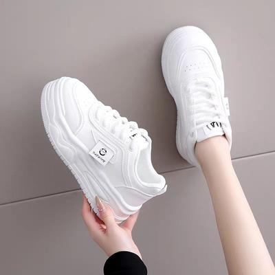Încălțăminte pentru femei – Adidaşi