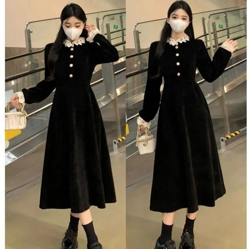 

Large size dress autumn and winter retro temperament foreign style out new fashion bottoming dress children M