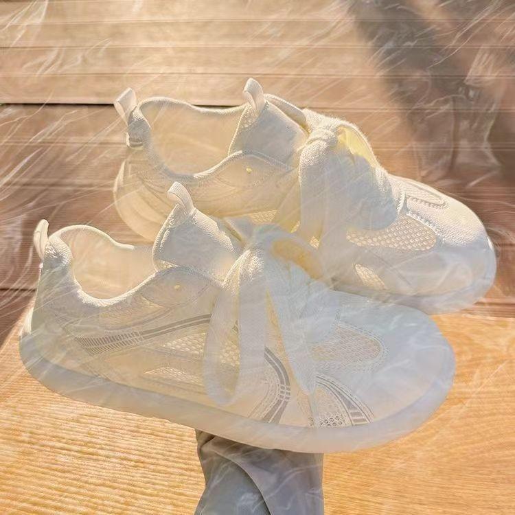 

With skirts, shoes are breathable and not stuffy, mesh mesh shoes, versatile German training board shoes, shallow ballet sneakers 40