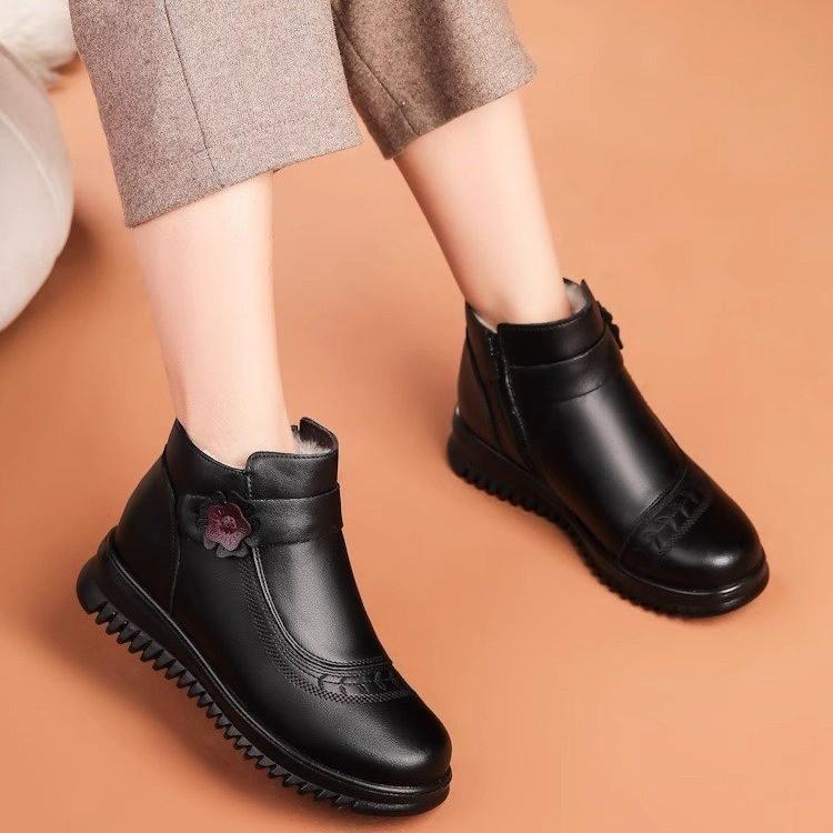 Women's Fur One Thick Bottom a Footstool Leather Waterproof Winter Lightweight Warm Snow Boots Non-slip Wear Casual Sneakers Cotton Boots