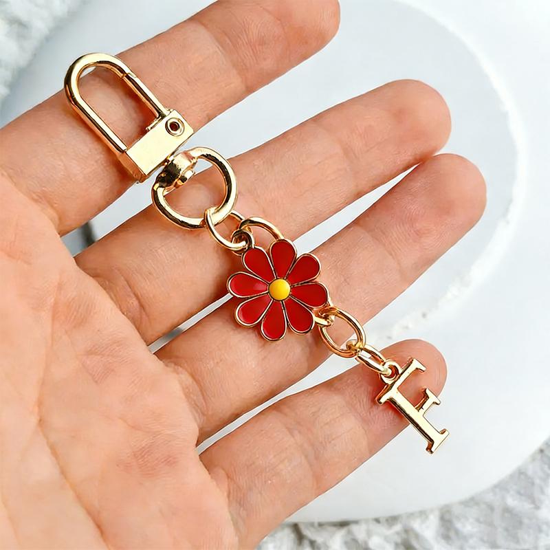 Metal Red Daisy Alphabet Keychain  A-Z 26 Letters Keyring Charms Bag Pendant Jewelry Gift Accessories