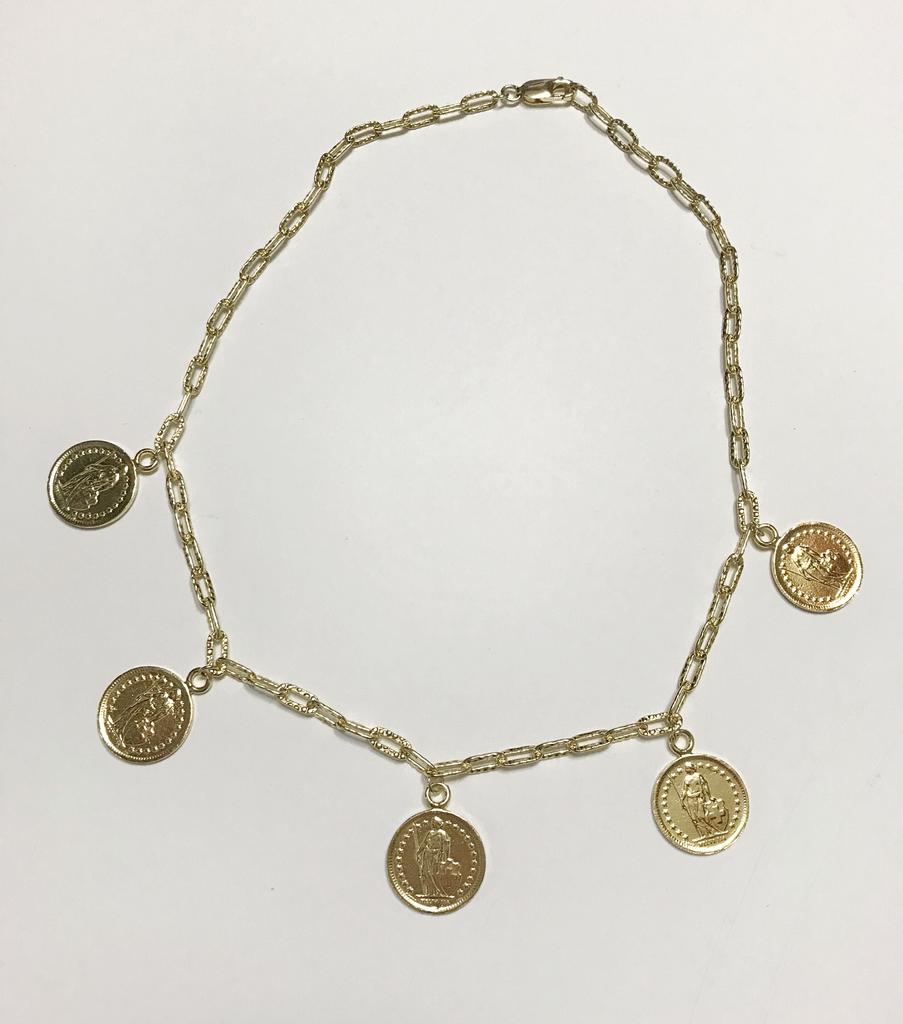 Estrella Unique Charm Necklace