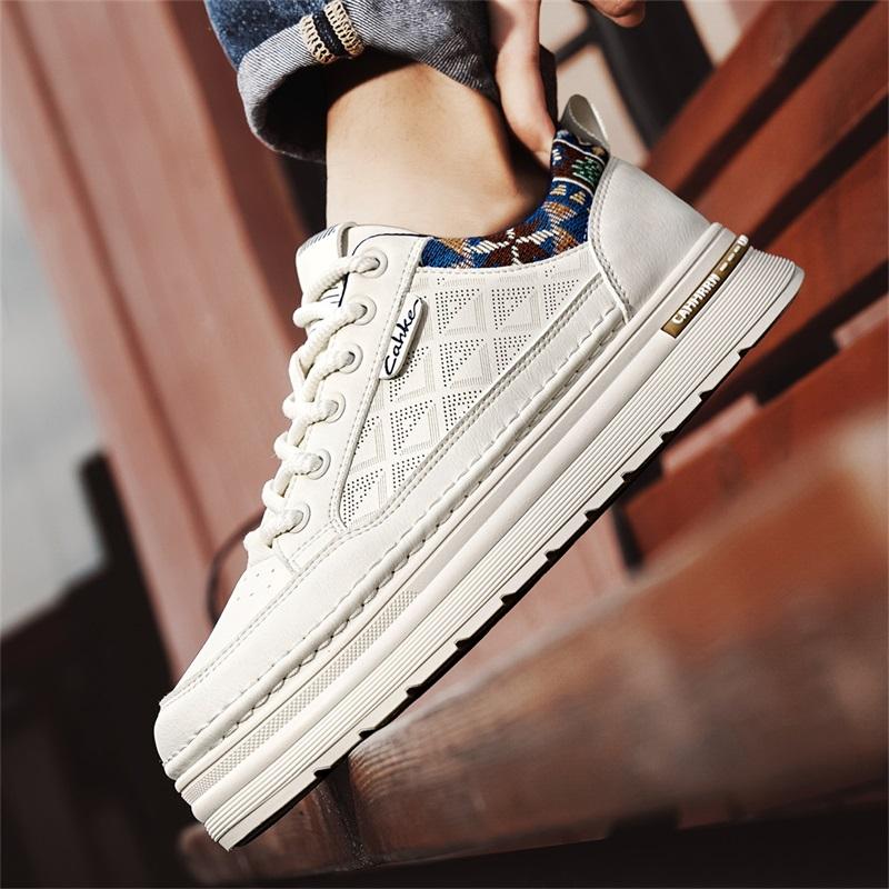 Men 's Casual Four Seasons Fashion Skateboarding Students Comfortable Sneakers Boys Trending Soft Sole Breathable Shoes