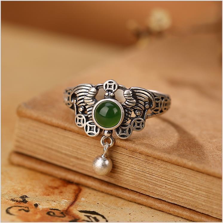 Vintage Chinese Bronze Floral Coin Ring: Women s Adjustable Retro Jewelry Trend