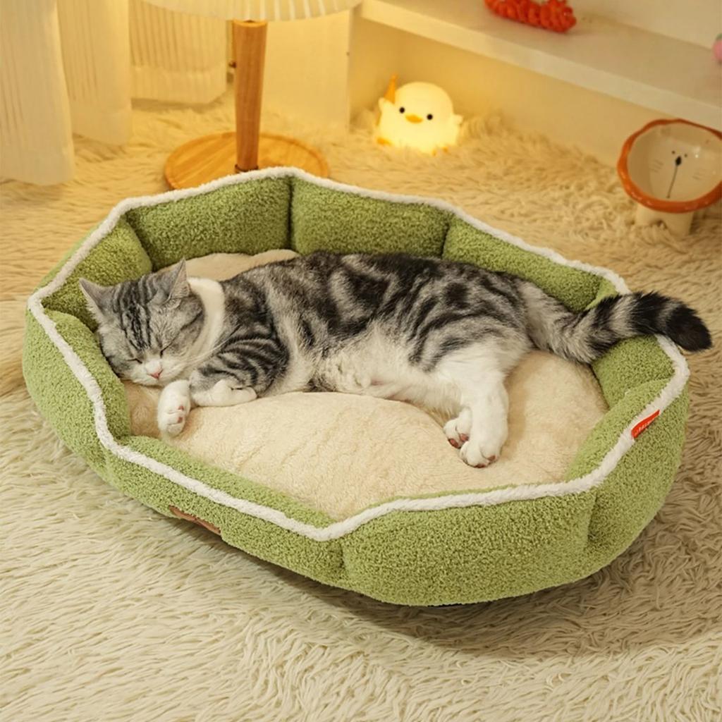 Cloud Velvet Dog Bed Autumn Winter Thickening Warmth Sofa Beds for Small Medium Dogs Soft Plush Pet Pad Dogs Accessories
