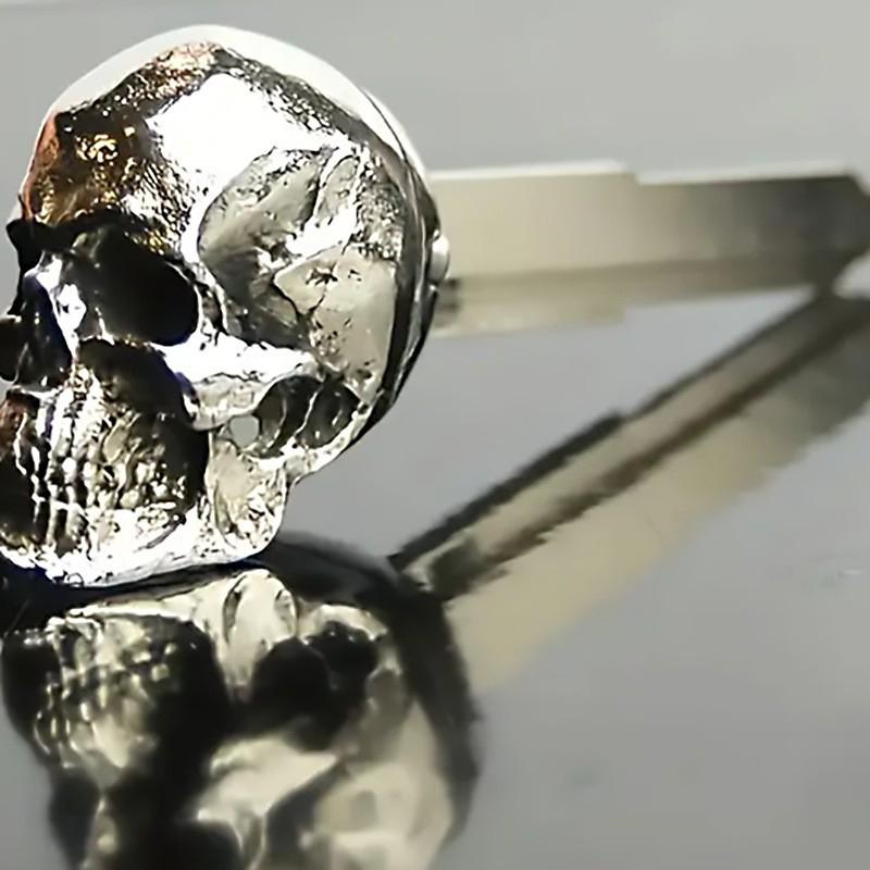 Metal Kafatası Başlıklı Anahtar Aksesuarı Motosiklet İçin Evrensel Modifiye Anahtar Kılıfı Çoğu Anahtar İçin