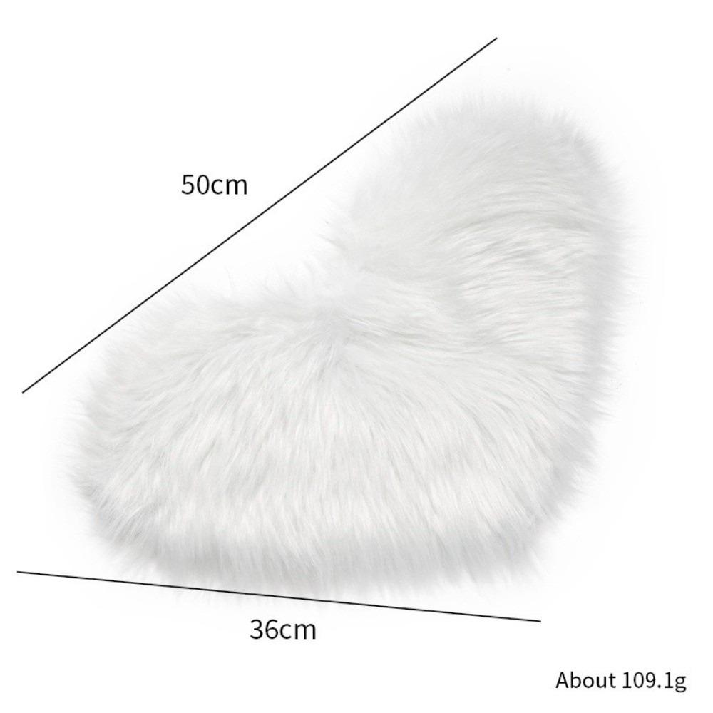 

Photography Props Nail Art Hand Rest Pad Soft Fur Manicure Practice Cushion Mat Photo Background Heart-white