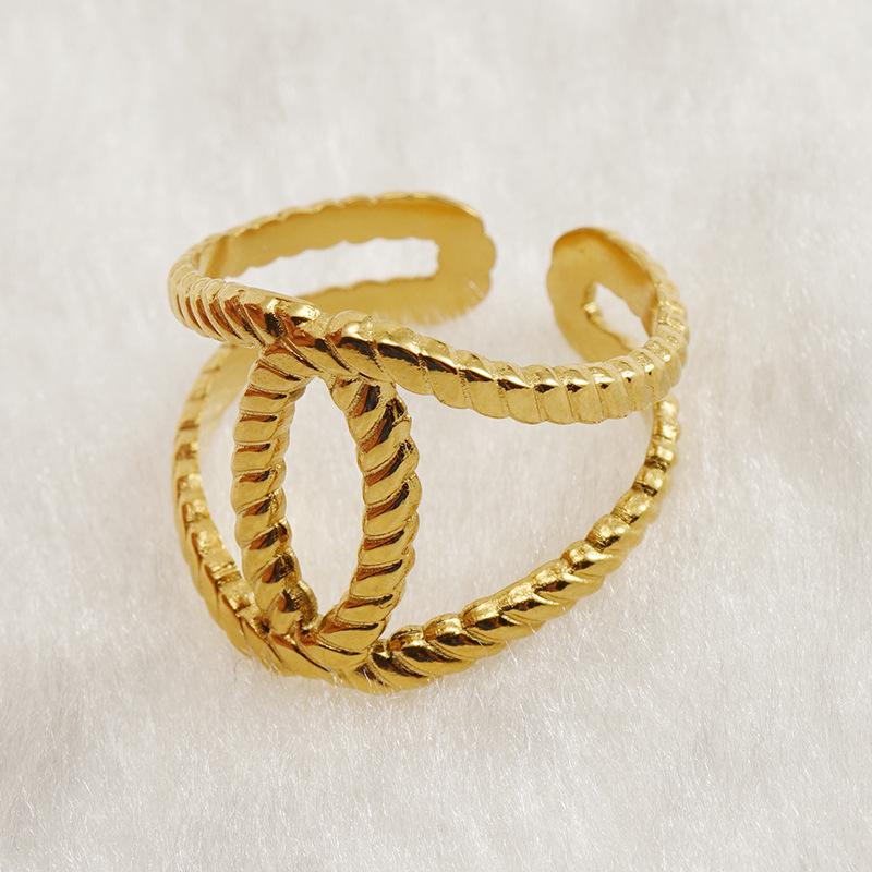 

Кольцо из титановой стали 18К с регулируемым полым дизайном для женщин - Европейский и американский стиль One size