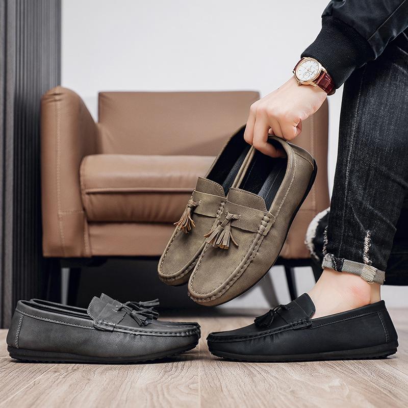 Fashion Brand Men Loafers 2025 New Men Casual Shoes Allmatch Flat Driving Shoe Elegant Men Business Shoe Fashion Soft Sole Social Shoes