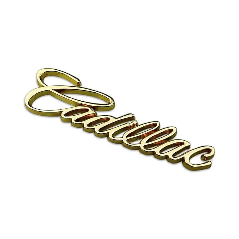 Klasická kovová nálepka s emblémem 9,5x2,5cm pro Cadillac CT4 CT5 XT4 XT5 XT6 ATS CTS CT6 Boční blatník Znak na víko kufru Vnější dekorace