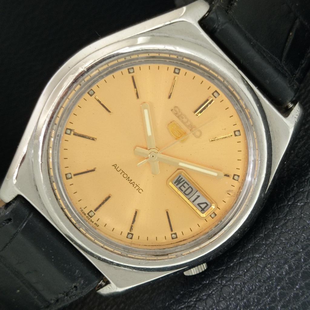 

АВТОМАТИЧЕСКИЕ ВИНТАЖНЫЕ МУЖСКИЕ ЧАСЫ SEIKO 5 ЯПОНИЯ ОРИГИНАЛЬНЫЙ ЦИФЕРБЛАТ a706989-1