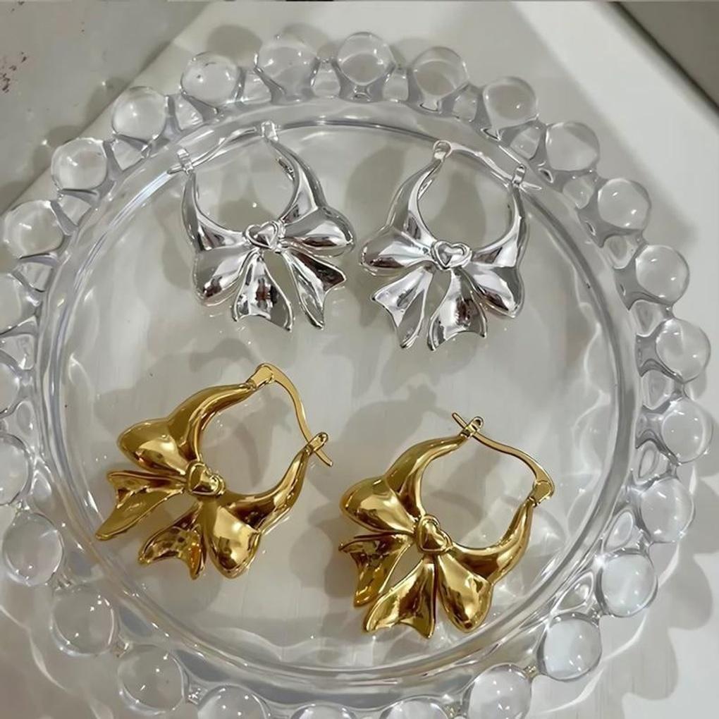 Women's French Metal Big Ribbon Earrings