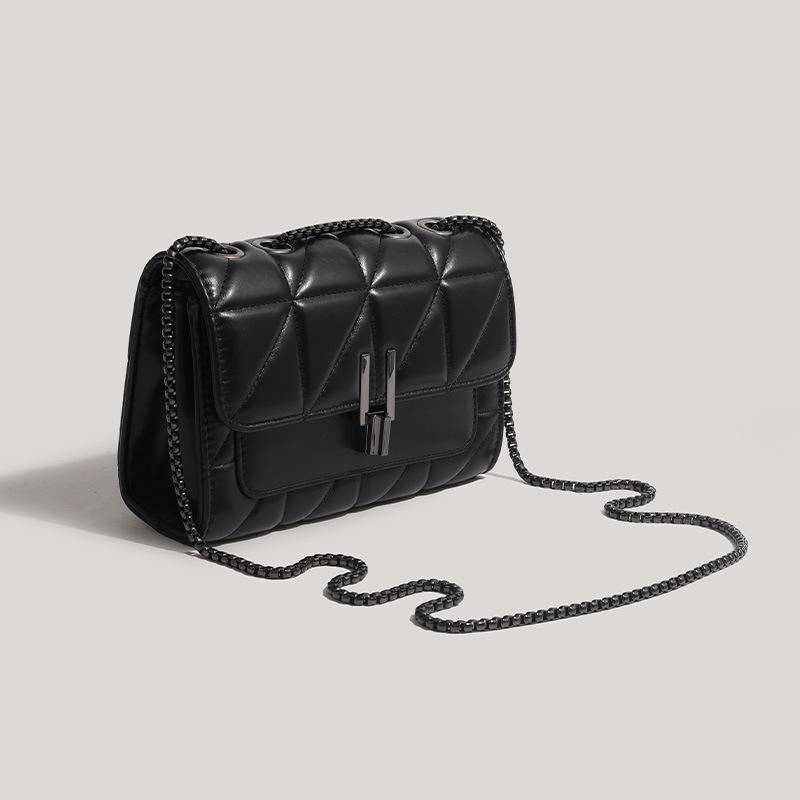 New fashion trend versatile simple women's bag diamond buckle bag women's shoulder messenger bag small chain bag