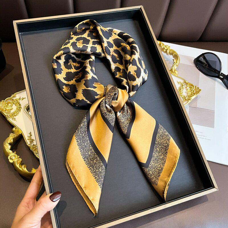 70 cm Beržų Miško Šilko Mišinio Šalikas: Moteriška pavasario/vasaros kvadratinė skarelė aliejinės tapybos stiliumi