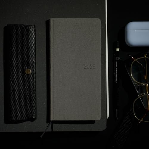 Hobonichi Techo 2025 Weeks Farben/Rauchgrau Start im Januar Wochenheft Wochenseite Links Schmal Hochformat