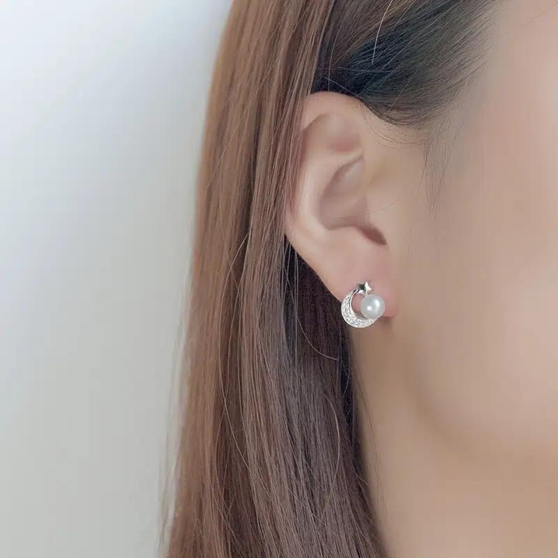 1 Pair  Star Moon Stud Earrings for Women Fashion Cute Earrings