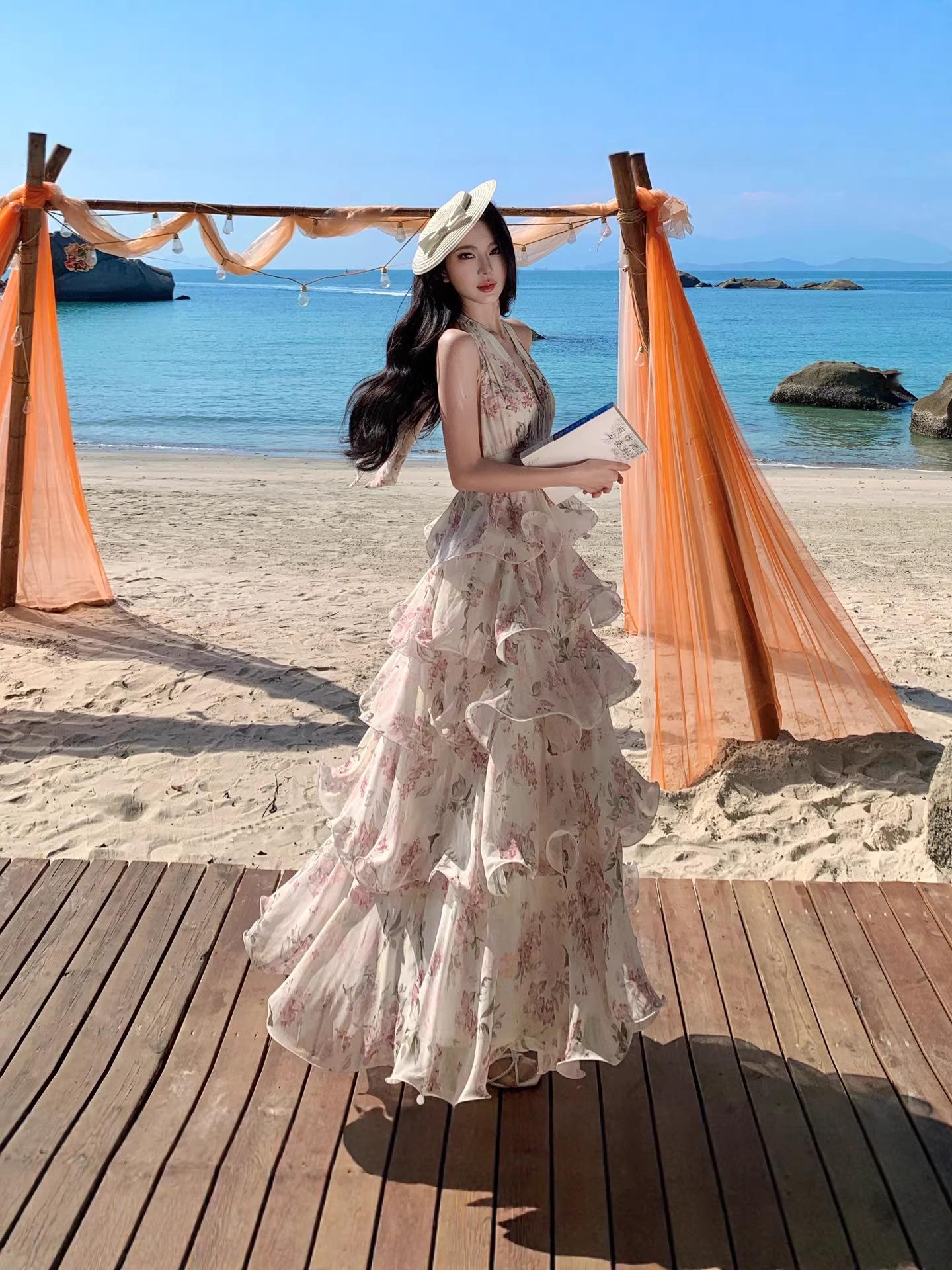 Elegant French Chiffon Halterneck Backless Layered Dress for Women S цветочный