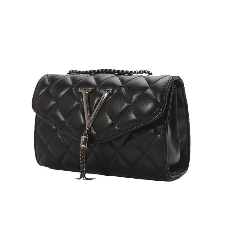 Autumn New Diamond Chain Fashionable Women's Small Square Bag Versatile Personality Portable Shoulder Messenger Bag