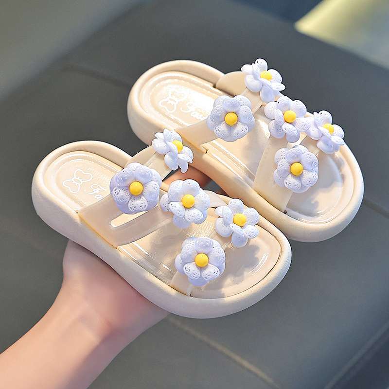 

Children s sandals slippers women s sandals soft sole toddler girl middle and older children non-slip cute cartoon flowers indoor summer inner length 16cm 24/25 yards белый