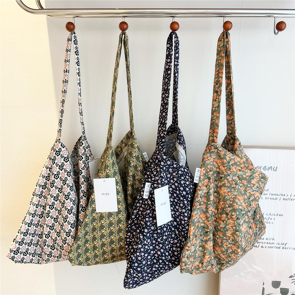 Knitted Mobile Phone Bag For Women In Spring And Autumn Cute Cartoon Versatile One Shoulder Diagonal Cross Bag Travel Coin Purse Small Handbag